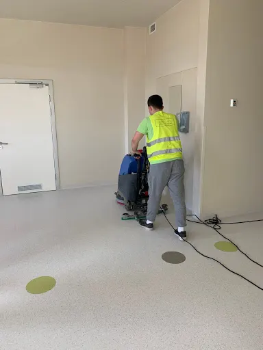 LuxeLike Firma Sprzątająca